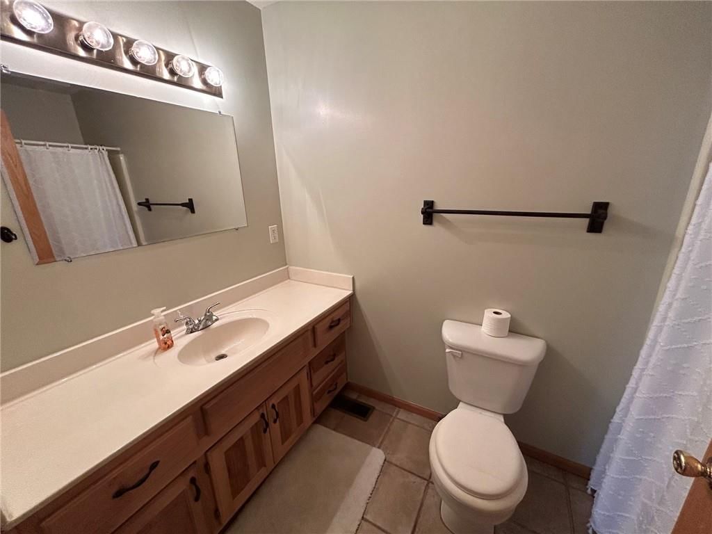 9905 E State Route F Highway — photo 12