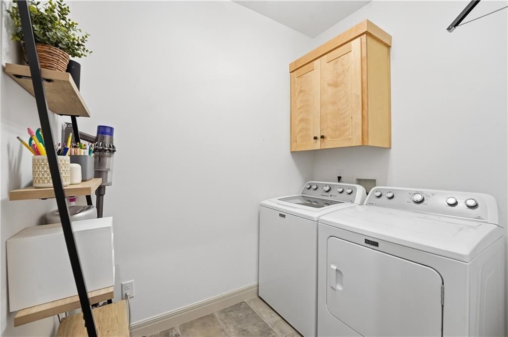 1219 N Heartland Avenue — photo 16
