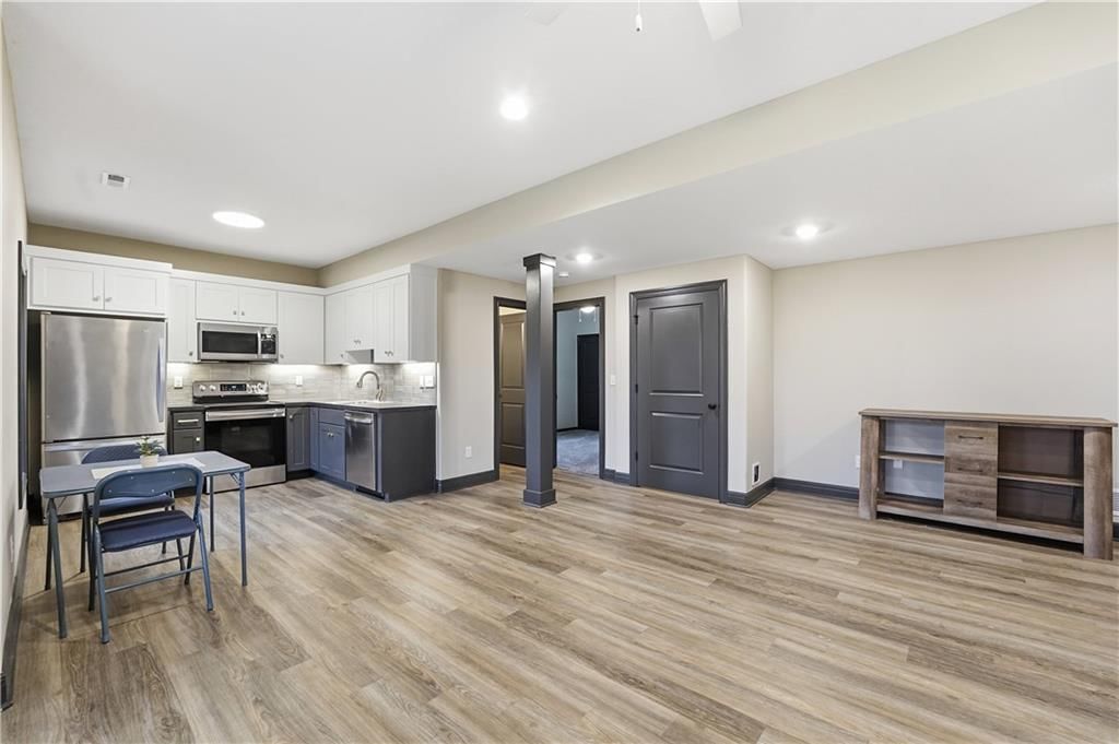1219 N Heartland Avenue — photo 34