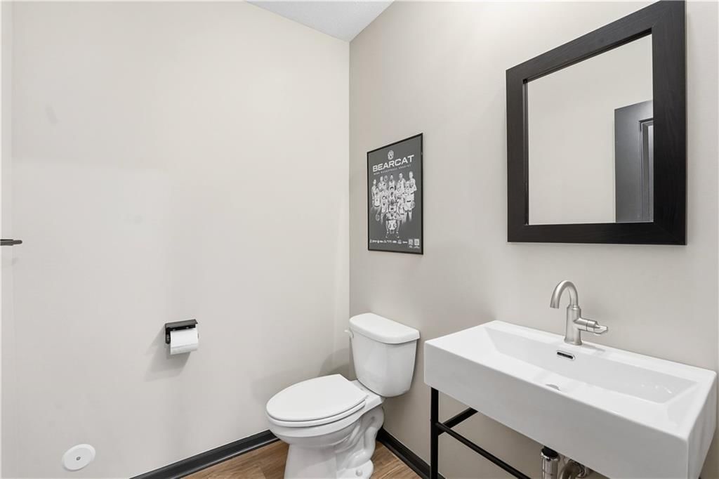 1219 N Heartland Avenue — photo 45
