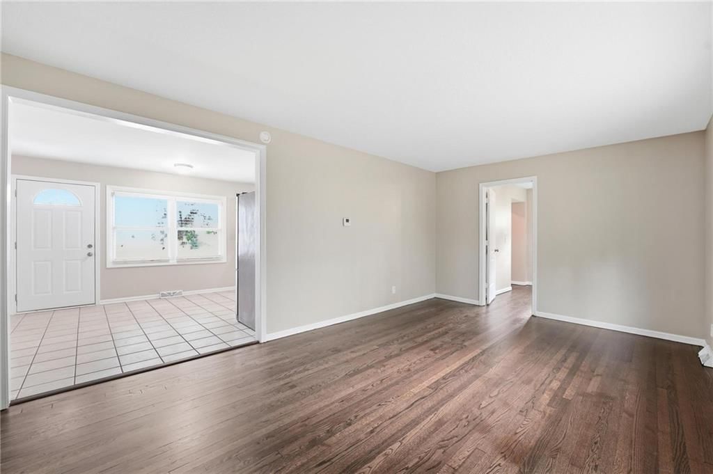 208 SW McClendon Drive — photo 14