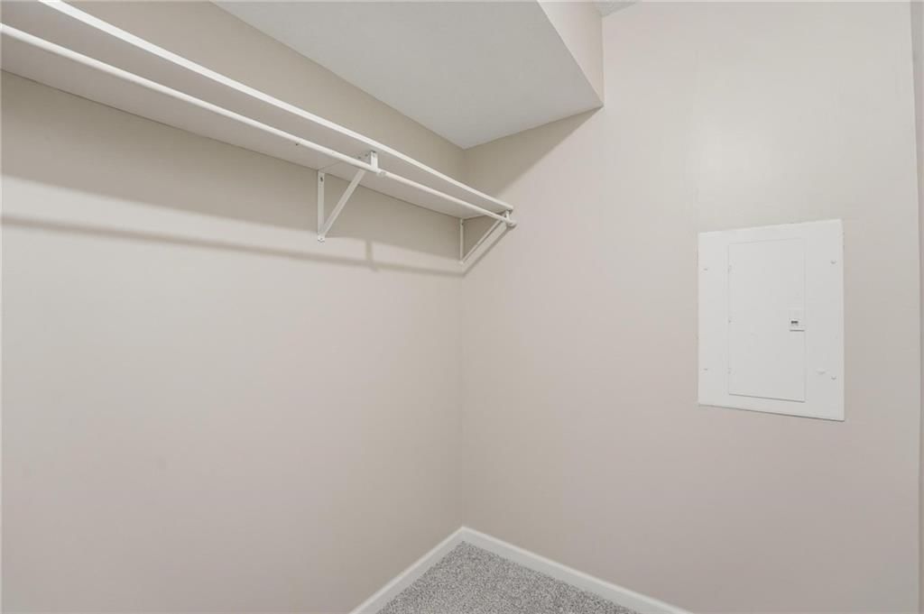 208 SW McClendon Drive — photo 21