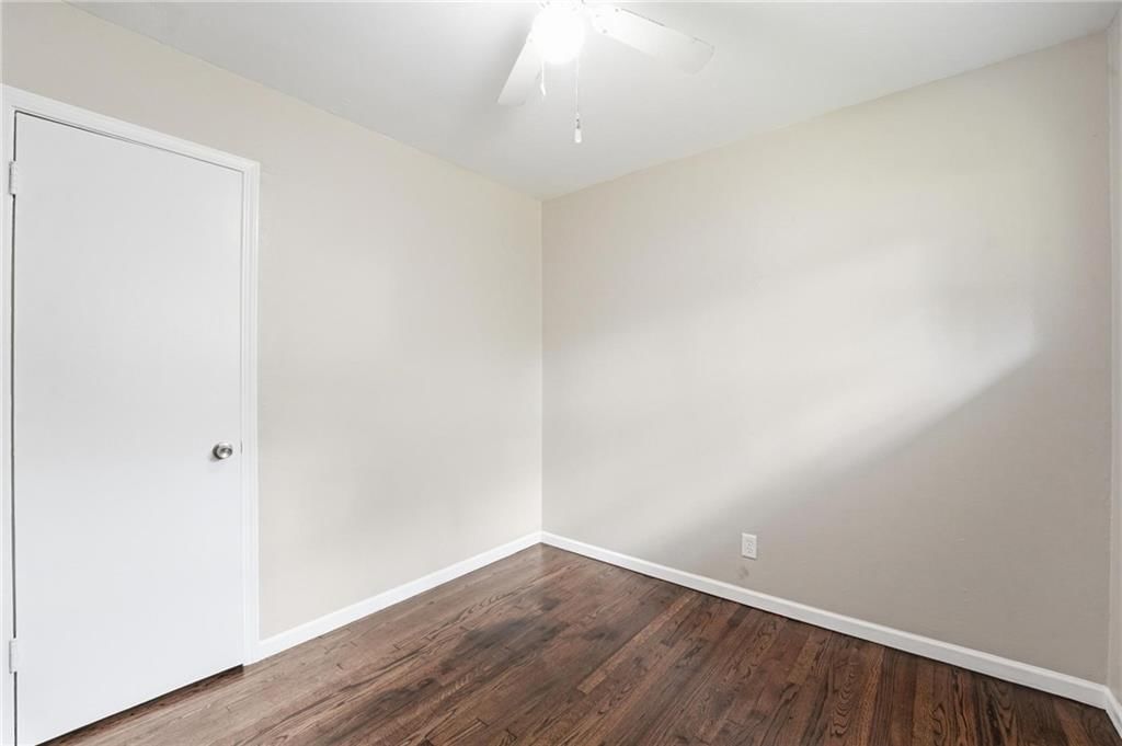 208 SW McClendon Drive — photo 34