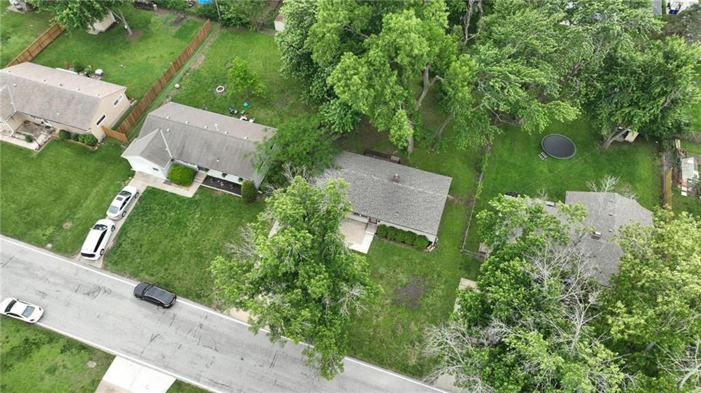 208 SW McClendon Drive — photo 43