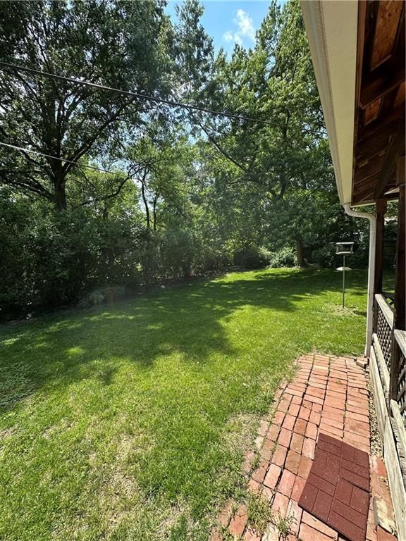 9708 England Drive — photo 17
