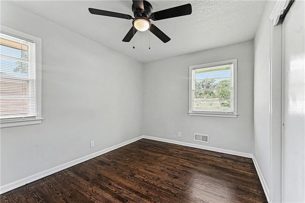 10105 Wheeling Avenue — photo 13
