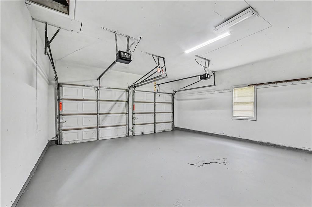 10105 Wheeling Avenue — photo 23