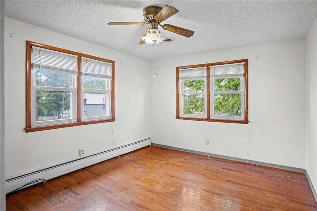 1300 John Street — photo 21