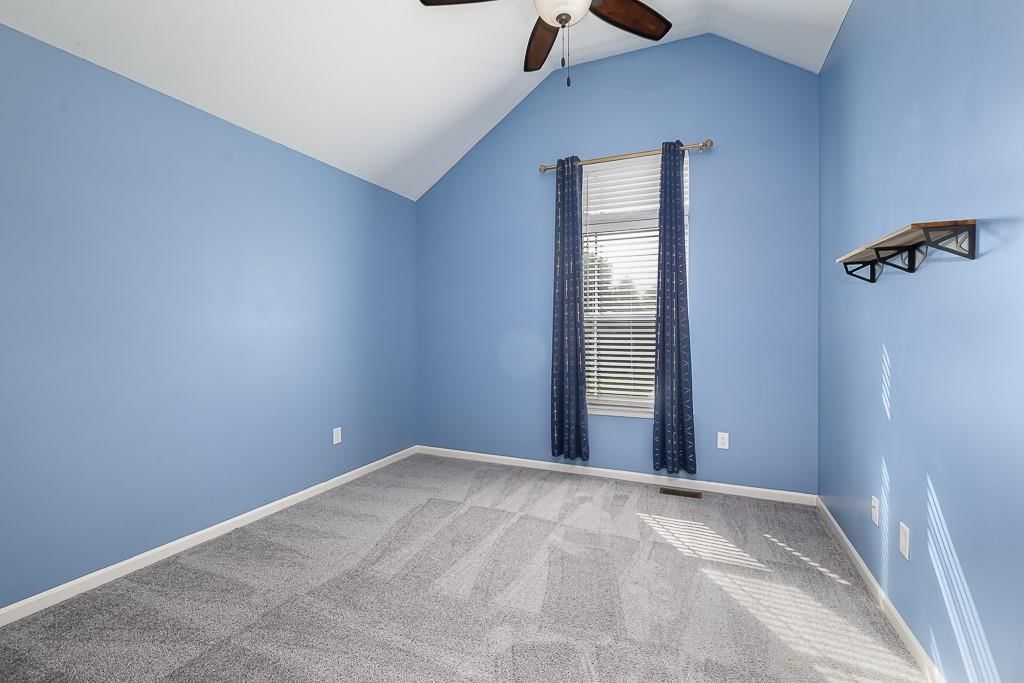 928 N Oak Terrace — photo 16
