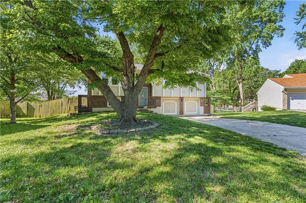 6221 ALBERVAN Street — photo 3