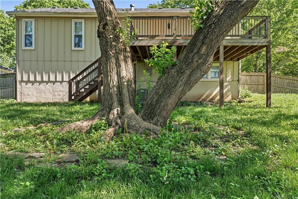 6221 ALBERVAN Street — photo 30