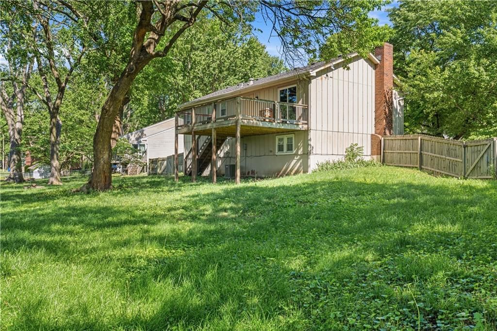 6221 ALBERVAN Street — photo 31