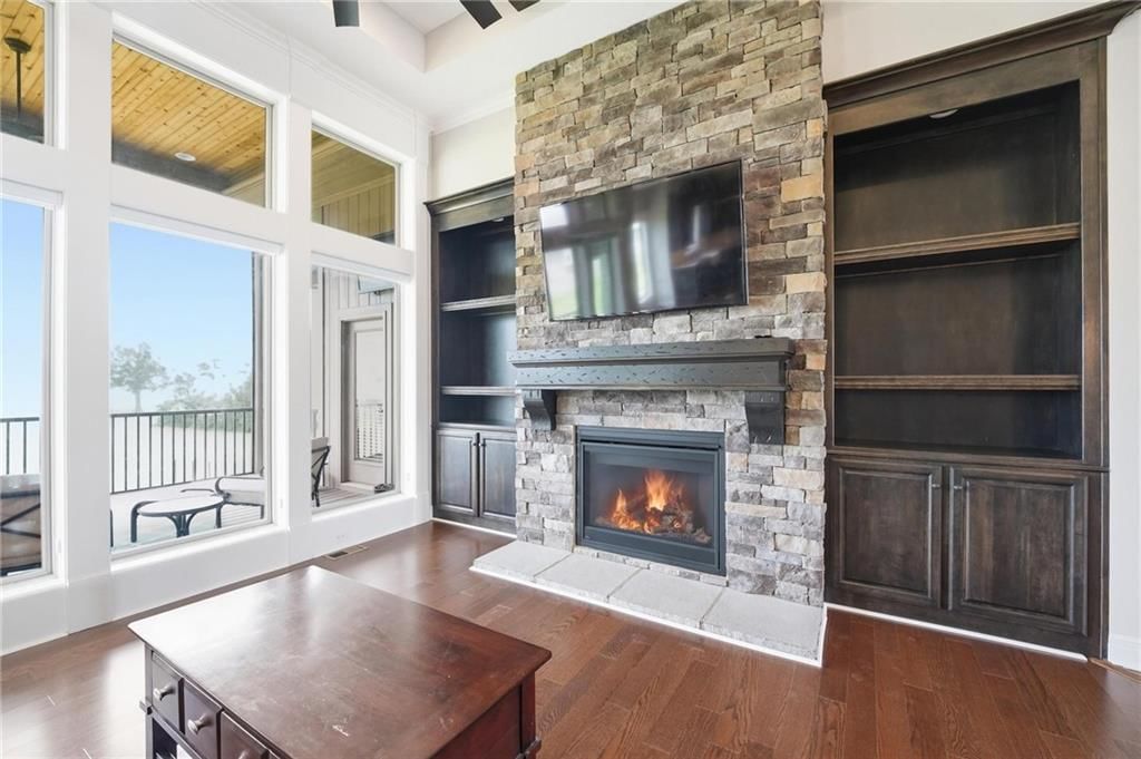 906 Creekmoor Drive — photo 17