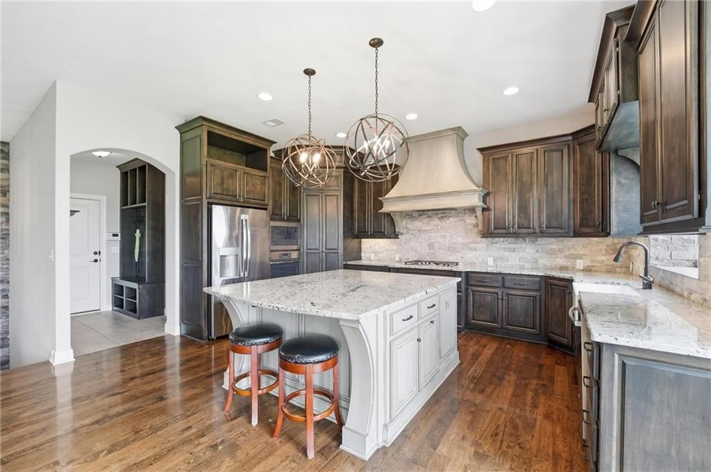 906 Creekmoor Drive — photo 21