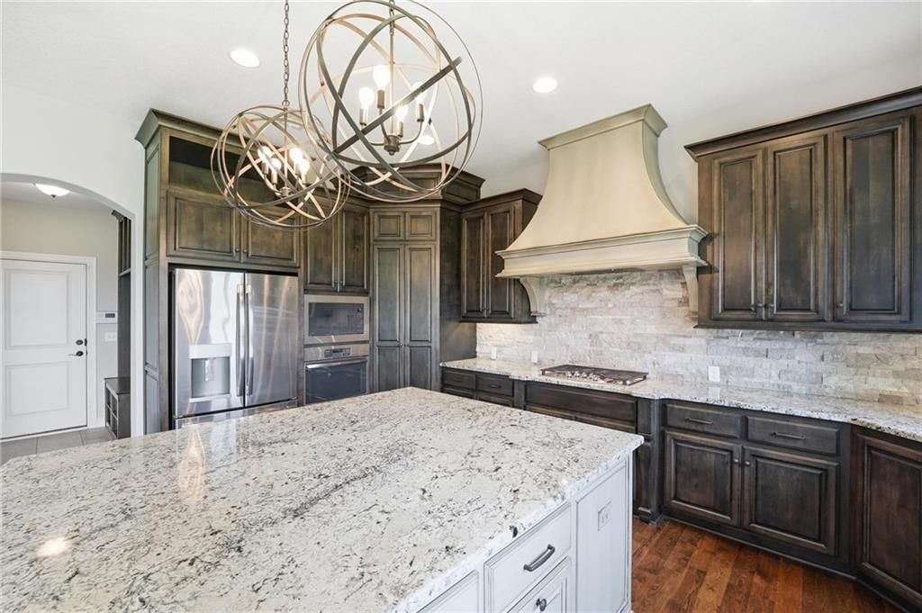 906 Creekmoor Drive — photo 24