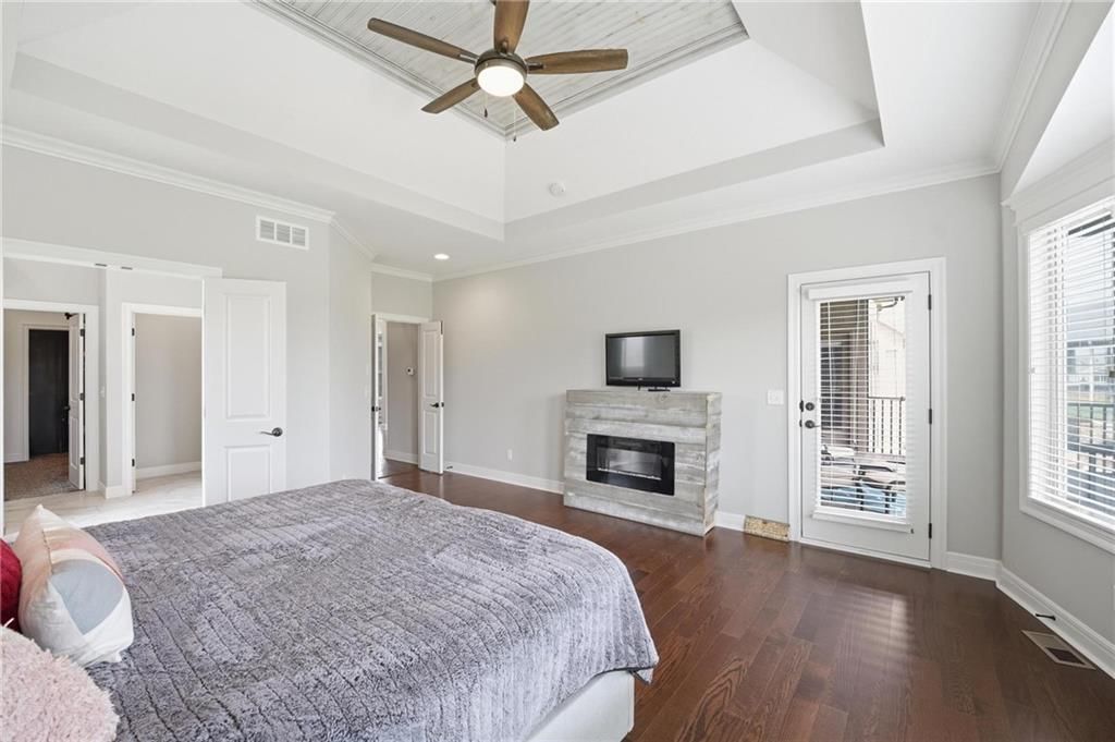 906 Creekmoor Drive — photo 33