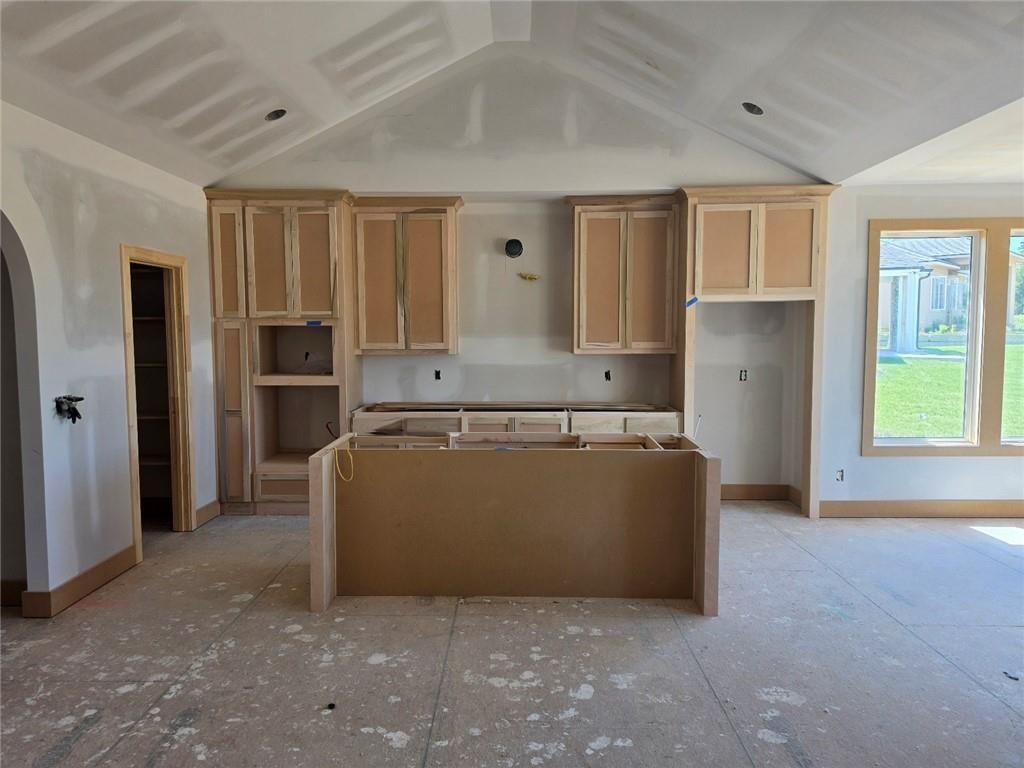23910 W 112th Terrace — photo 3