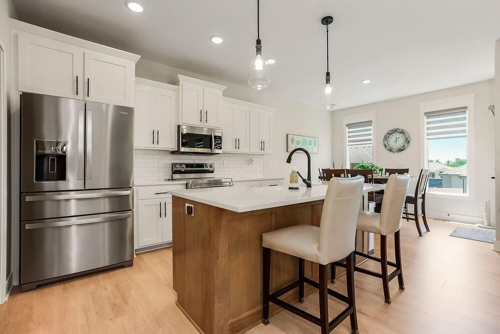903 NW Crestwood Drive — photo 5