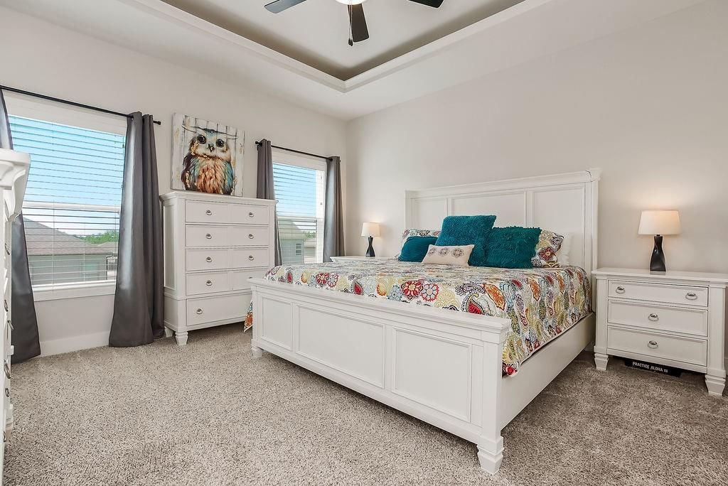 903 NW Crestwood Drive — photo 9