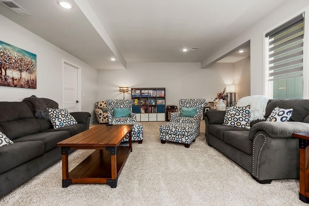 903 NW Crestwood Drive — photo 19