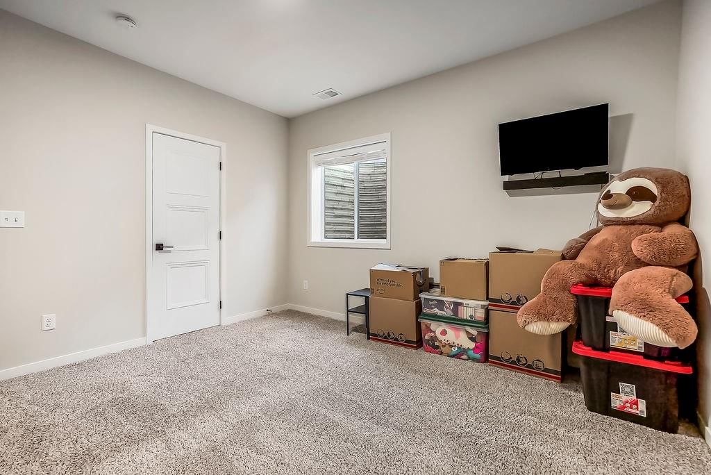 903 NW Crestwood Drive — photo 25