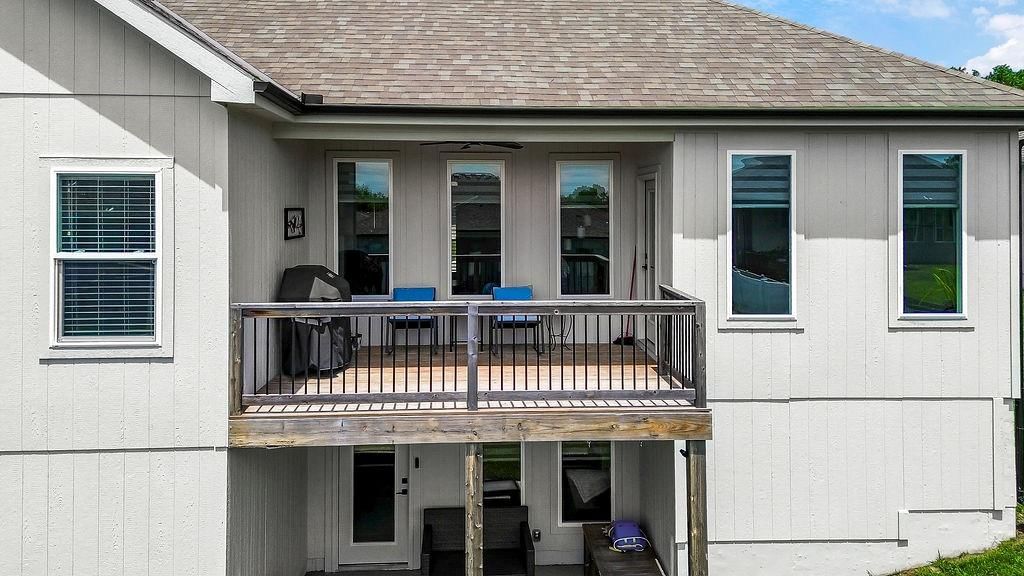 903 NW Crestwood Drive — photo 28