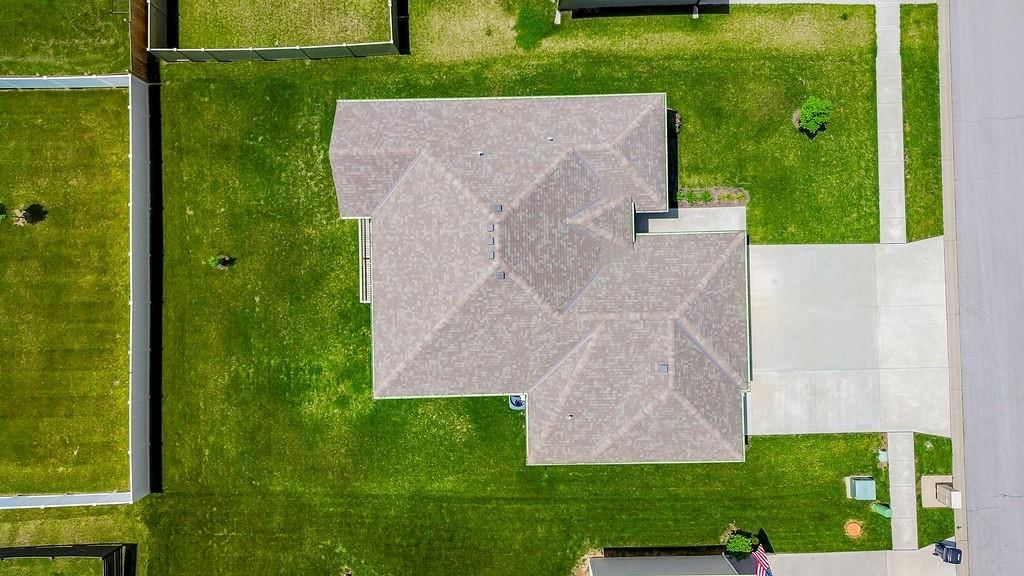 903 NW Crestwood Drive — photo 33