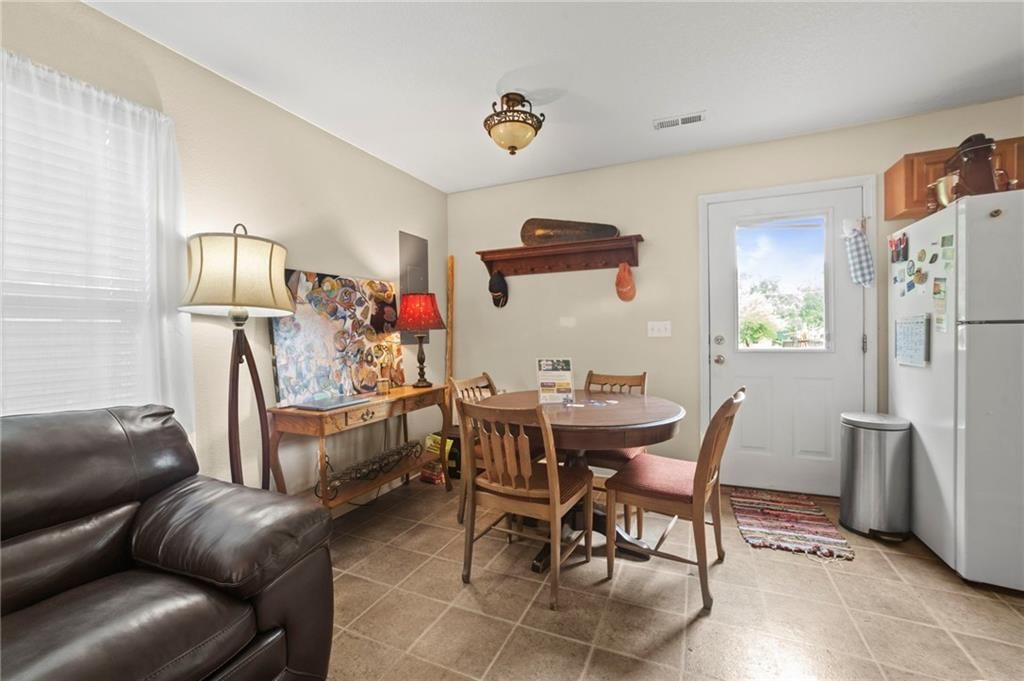 727 S Sycamore Street — photo 16