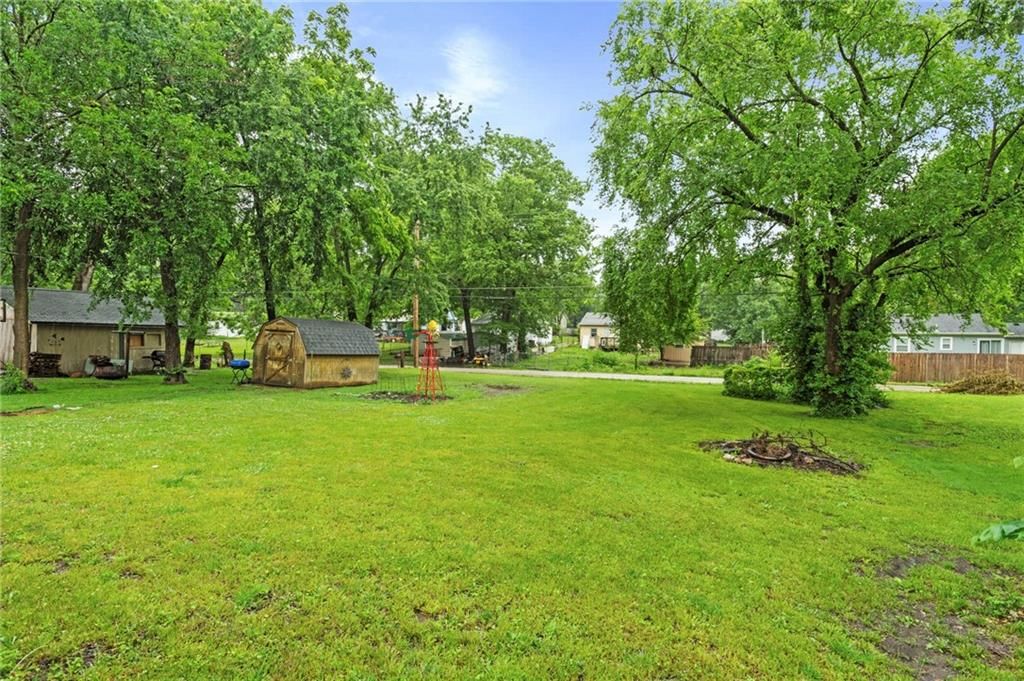 727 S Sycamore Street — photo 26