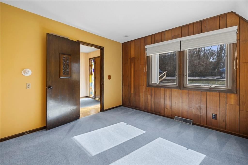 7616 NW Eastside Drive — photo 13