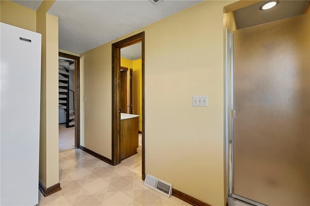 7616 NW Eastside Drive — photo 45