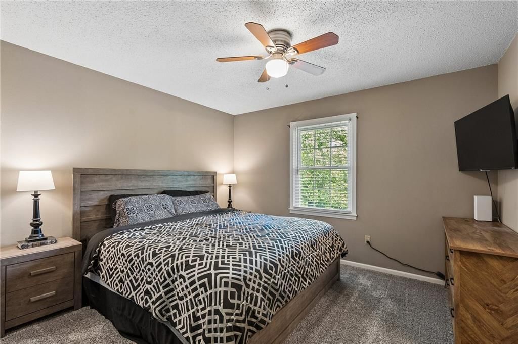 1506 Hawthorn Circle — photo 12
