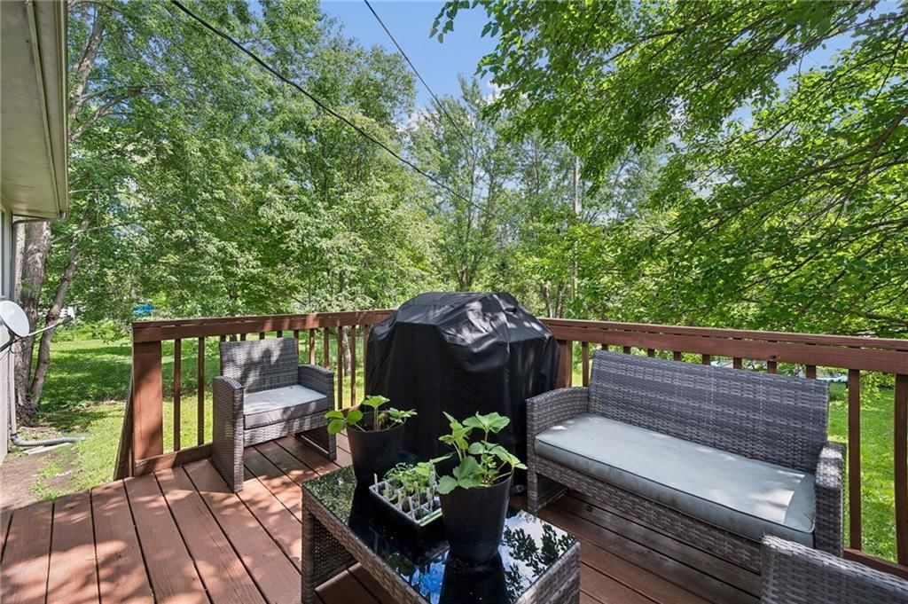 1506 Hawthorn Circle — photo 27