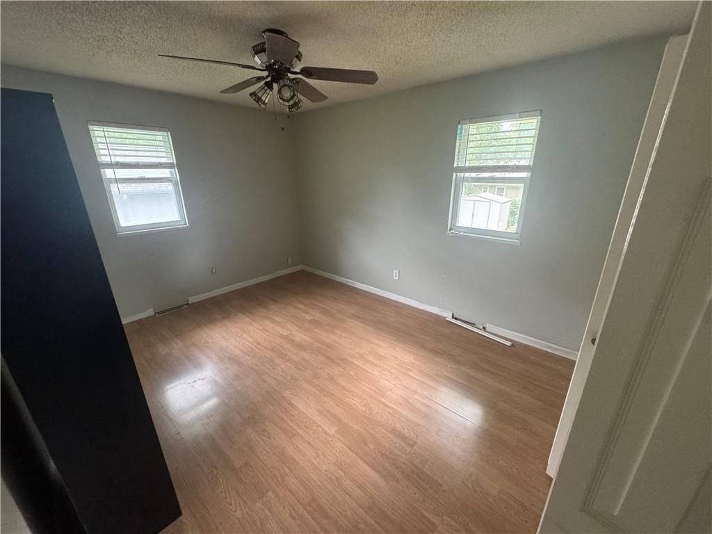 1915 SW 5th Street — photo 10
