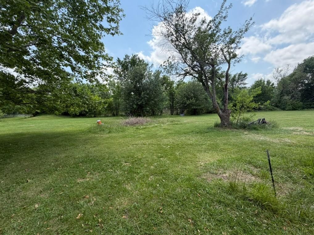 11709 W Harmony Lane — photo 5