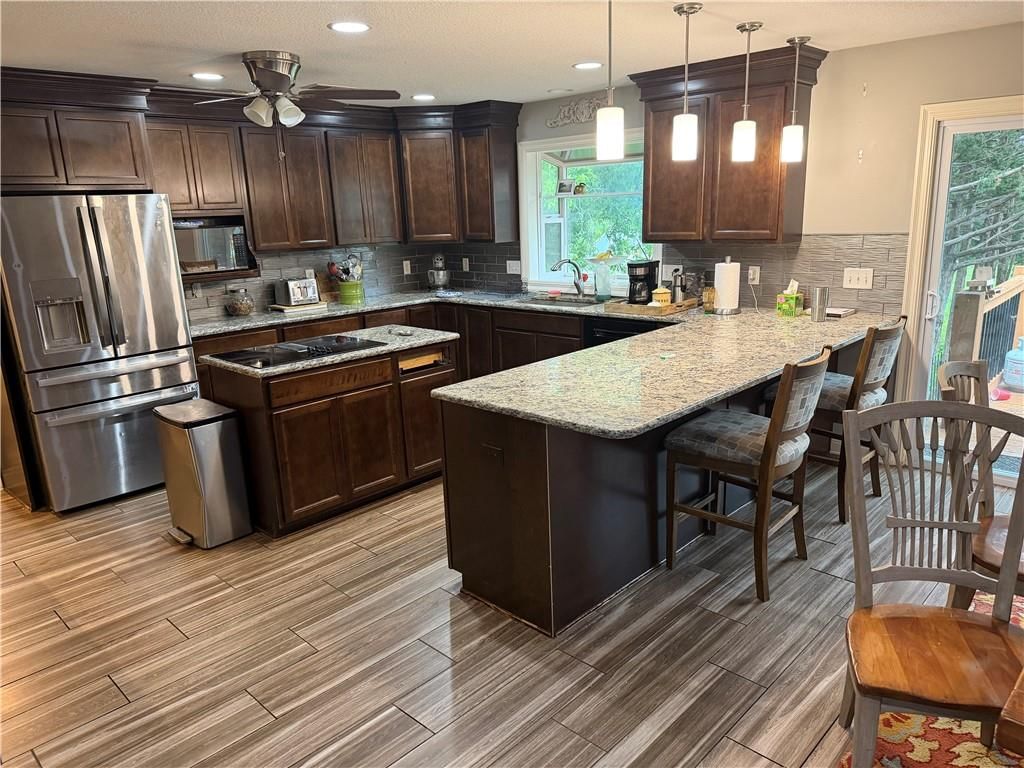 11709 W Harmony Lane — photo 9