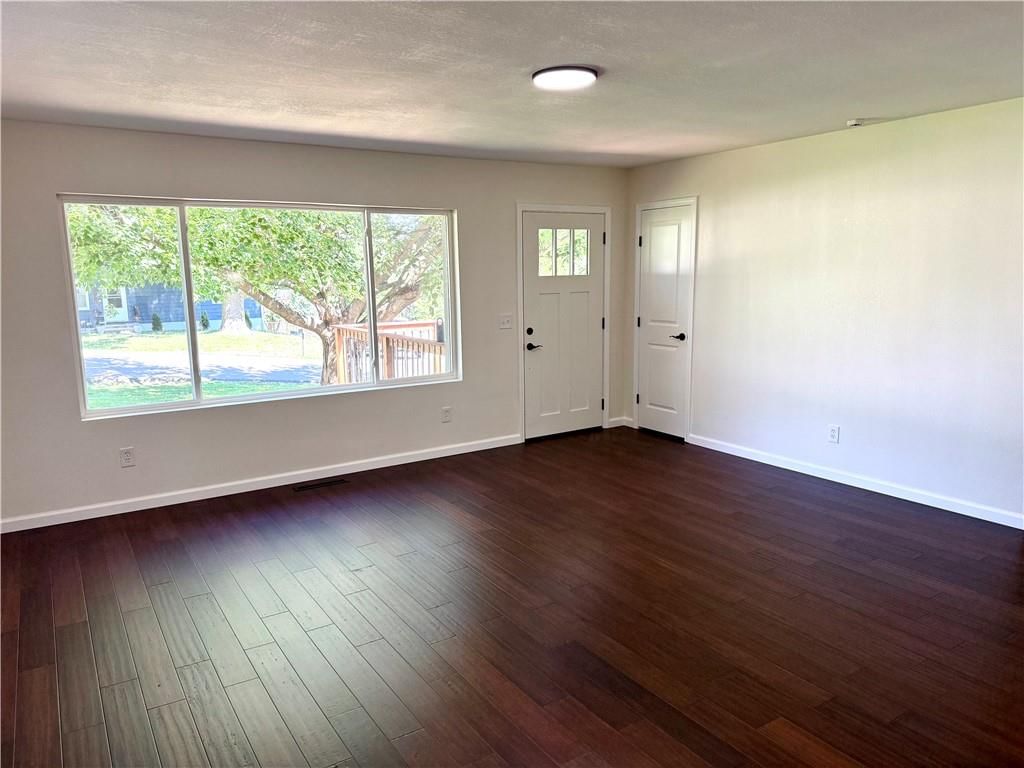 3410 S 30th Street — photo 5