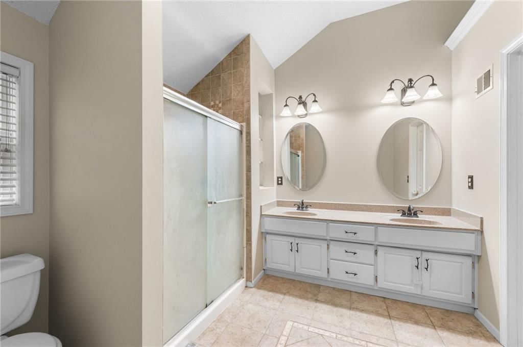 5016 Chouteau Street — photo 20
