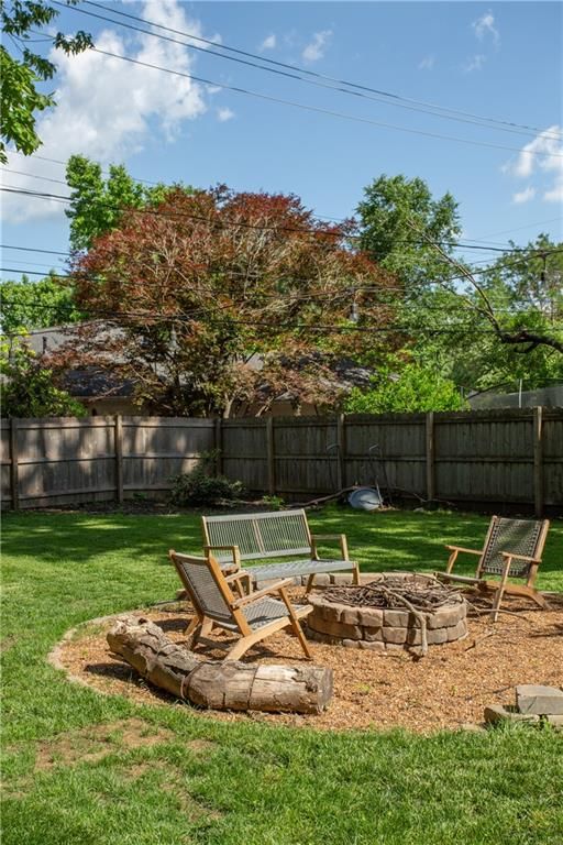 5639 Maple Street — photo 39
