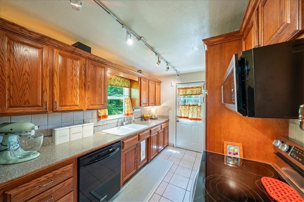 503 N 14th Street — photo 11