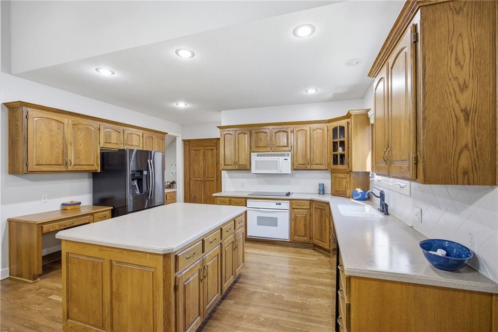 10209 River Hills Court — photo 10