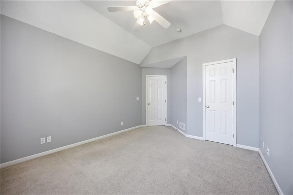 10209 River Hills Court — photo 40