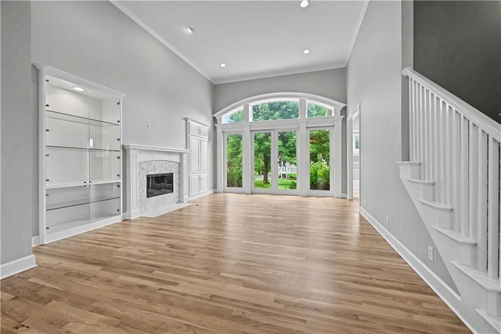 5802 W 140th Terrace — photo 6