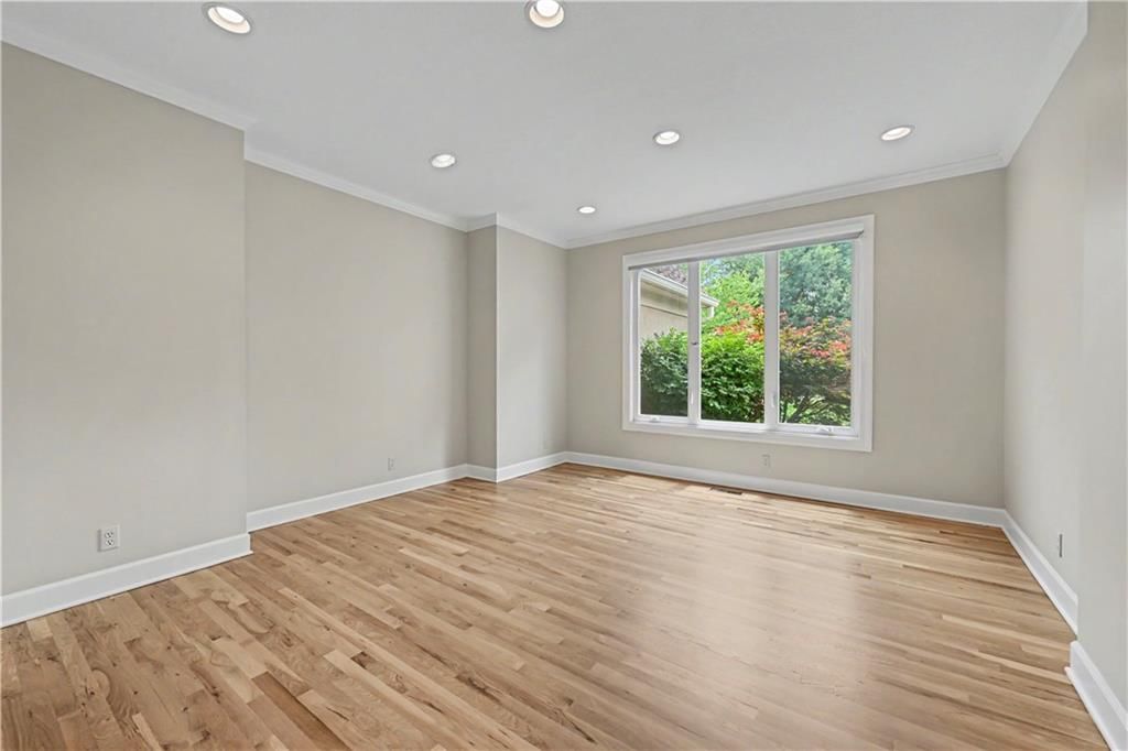 5802 W 140th Terrace — photo 8