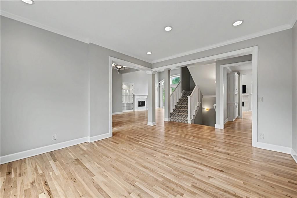 5802 W 140th Terrace — photo 9
