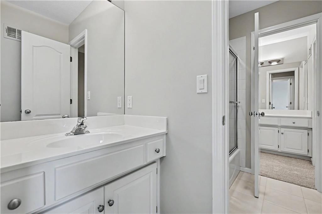 5802 W 140th Terrace — photo 28