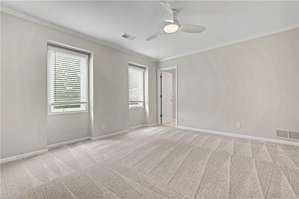 5802 W 140th Terrace — photo 30