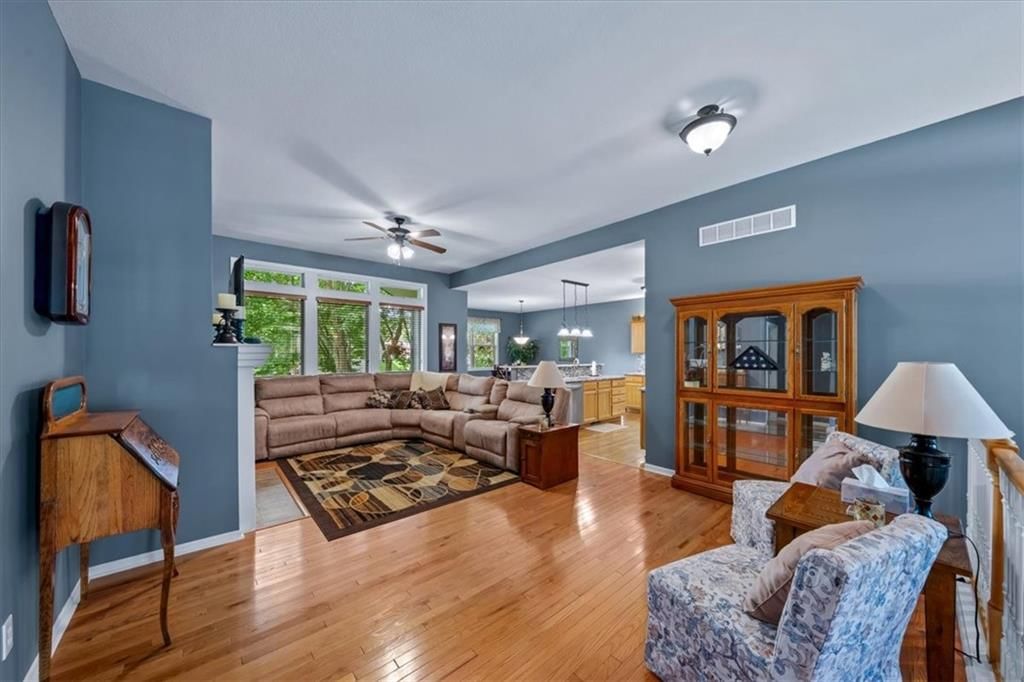 34535 W 84th Street — photo 3