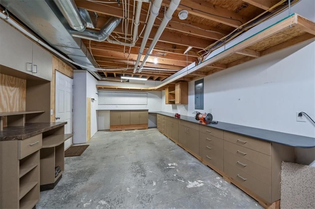 34535 W 84th Street — photo 24