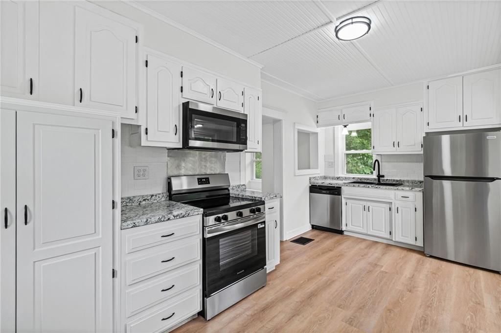 11319 E 10 Street — photo 9